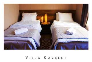 Отель Villa Kazbegi Степанцминда Двухместный номер с 1 кроватью, вид на сад-6
